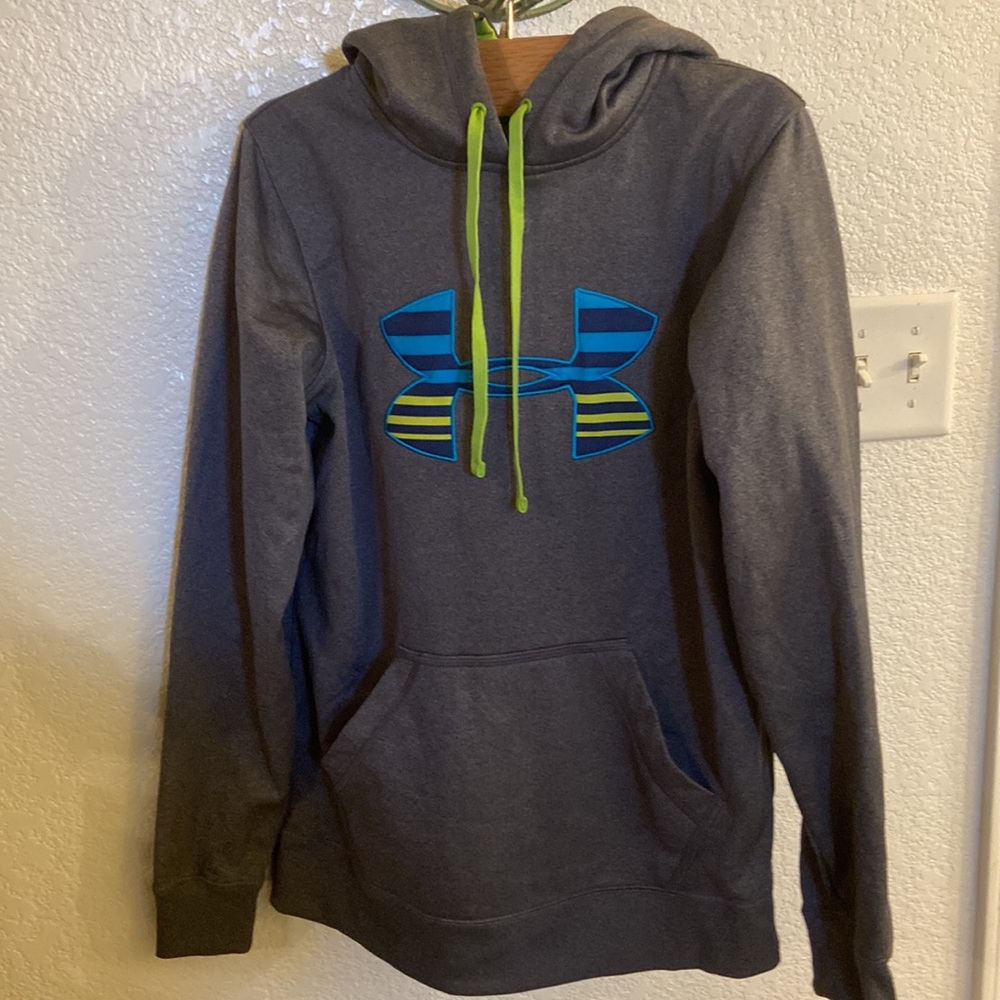 Grey s/m under armor hoodie  good condition - Picture 5 of 7